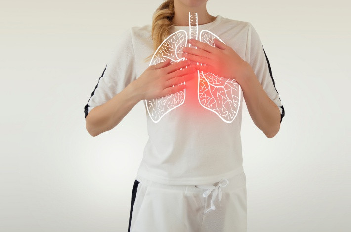 Эффективен при заболеваниях дыхательных путей, ЛОР-органов и различных инфекциях.