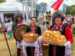 От Дагестана до Мурманска: как отмечают праздники народы России