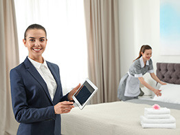 Офис на берегу моря: где учат профессиям в сфере туризма?