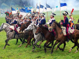 Как заглянуть в прошлое? Можно стать реконструктором!