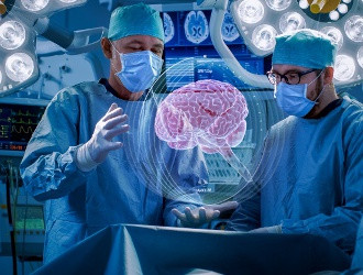 Спасли жизнь: уникальная операция наших врачей на мозг